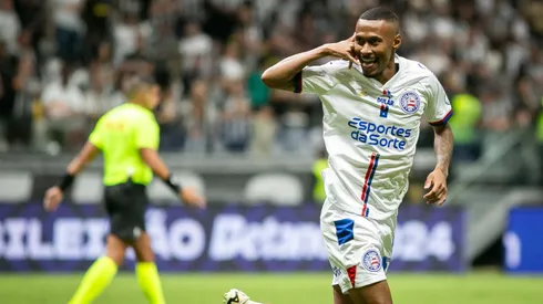 Ademir jogador do Bahia comemora seu gol durante partida contra o Atletico-MG no estadio Arena MRV pelo campeonato Brasileiro A 2024. Foto: Fernando Moreno/AGIF