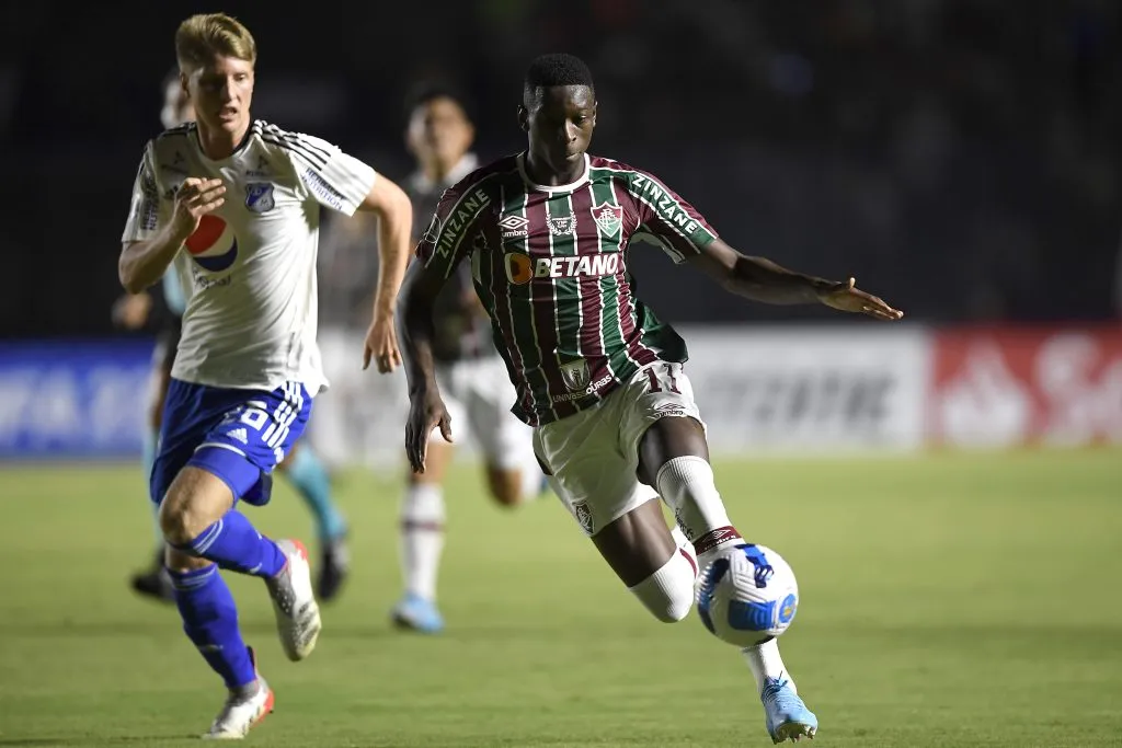 Andrés Llinás durante confronto contra o Fluminense na Libertadores de 2022. (Photo by Mauro Pimentel – Pool/Getty Images)