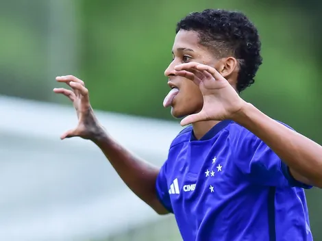 Tevis manda recado para torcida do Athletico em sua chegada ao Paraná