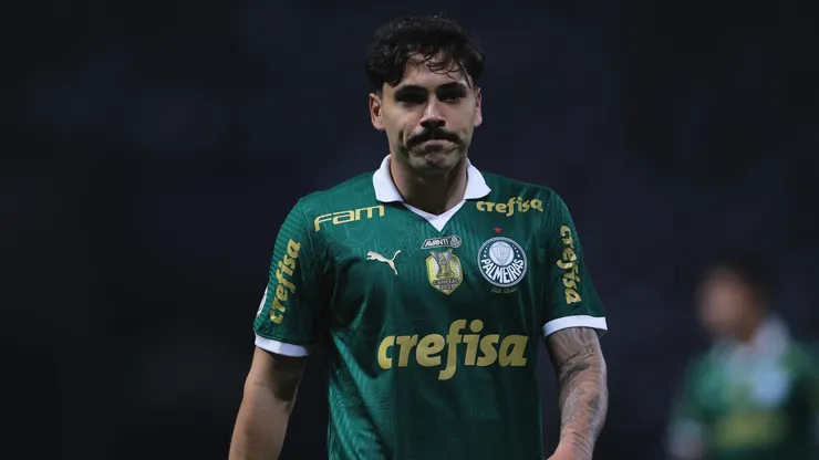 Mauricio jogador do Palmeiras durante partida contra o Cruzeiro no estádio Arena Allianz Parque pelo campeonato Brasileiro A 2024. Foto: Ettore Chiereguini/AGIF