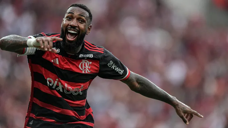 RJ - RIO DE JANEIRO - 26/10/2024 - BRASILEIRO A 2024, FLAMENGO X JUVENTUDE - Gerson jogador do Flamengo comemora gol durante partida contra o Juventude no estadio Maracana pelo campeonato Brasileiro A 2024. Foto: Thiago Ribeiro/AGIF