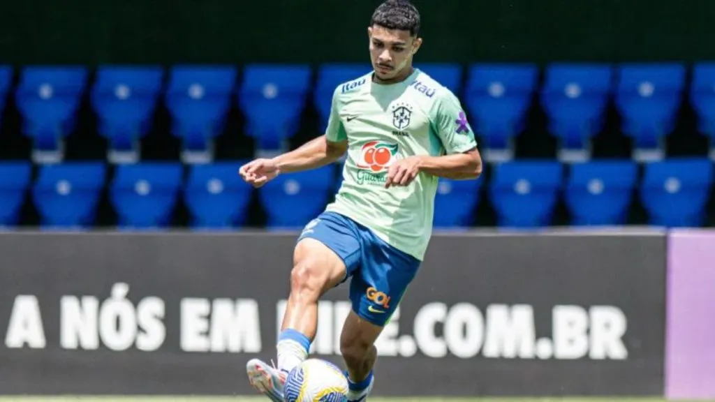 Joia do Fortaleza, Kauan Rodrigues durante treino da Seleção Brasileira Sub-20 – Foto: Alexandre Neto/CBF