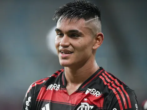 Alcaraz recebe status de 'ídolo' na Inglaterra após deixar o Flamengo