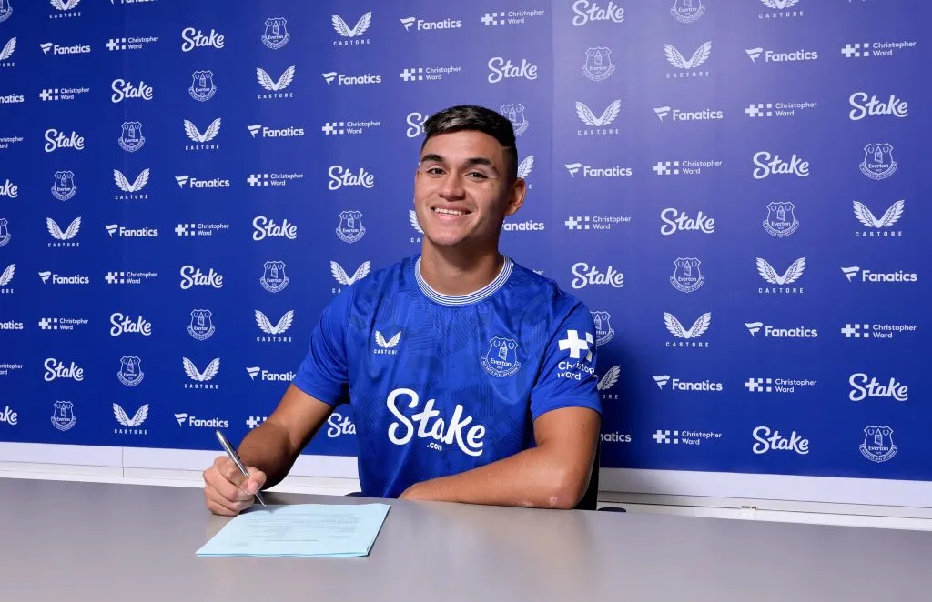 Alcaraz está fazendo sucesso no Everton. Foto: Reprodução/Everton