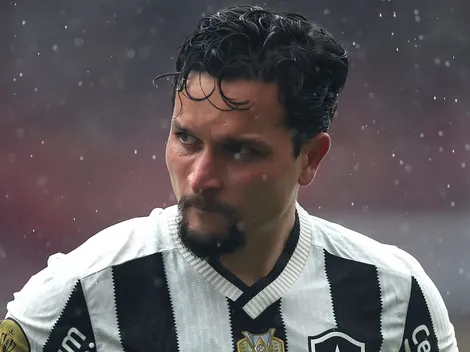 Notícia sobre Artur 'explode' nos bastidores do Botafogo