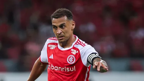 Internacional atualiza situação de Alan Patrick.