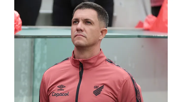 Maurício Barbieri técnico do Athlético-PR