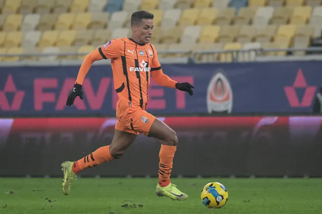 Pedrinho atuando no Shakhtar Donetsk em 2024 – (Photo by Les Kasyanov/Global Images Ukraine via Getty Images)