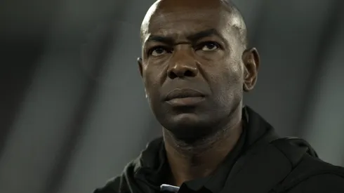 Cláudio Caçapa, técnico interino do Botafogo