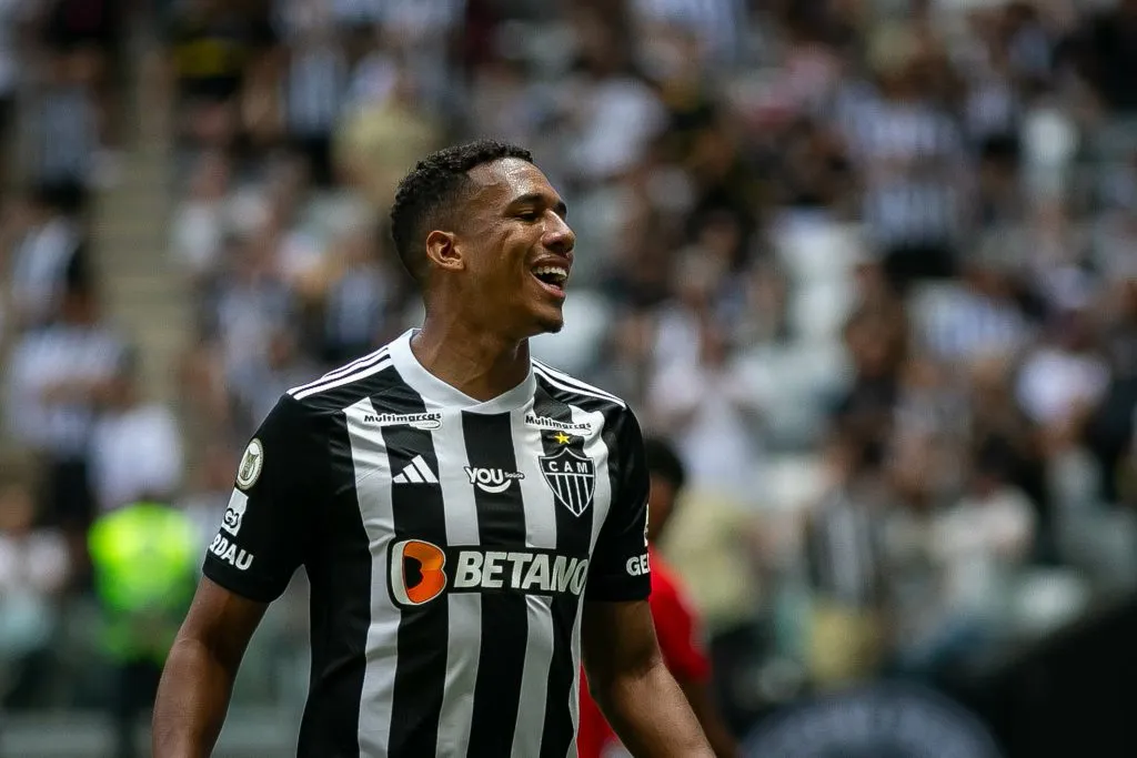 MG – BELO HORIZONTE – 30/06/2024 – BRASILEIRO A 2024, ATLETICO-MG X ATLETICO-GO -Brahian Palacios jogador do Atletico-MG durante partida contra o Atletico-GO no estadio Arena MRV pelo campeonato Brasileiro A 2024. Foto: Fernando Moreno/AGIF