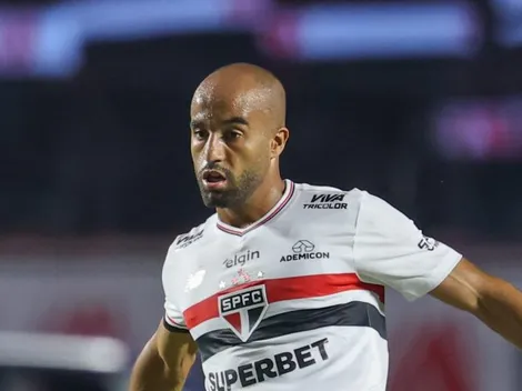 Lucas, do São Paulo, manda a real sobre gramado sintético