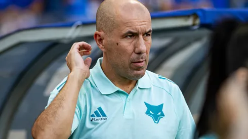 Leonardo Jardim durante confronto contra o América-MG no Campeonato Mineiro de 2025.