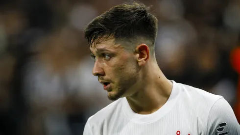 Garro, jogador do Corinthians, durante partida contra o Bahia pelo Campeonato Brasileiro de 2024. Foto: Marco Miatelo/AGIF