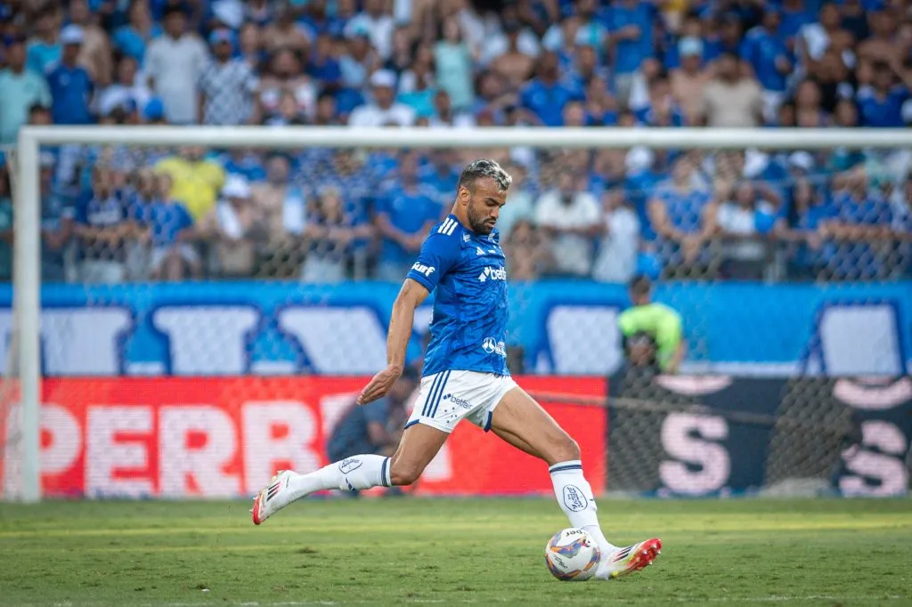 FabrÍcio Bruno durante partida contra o América-MG no Campeonato Mineiro 2025. Foto: Alessandra Torres/AGIF
