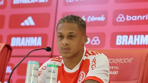 Apresentação do Jogador Vitinho. Foto Ricardo Duarte/Internacional