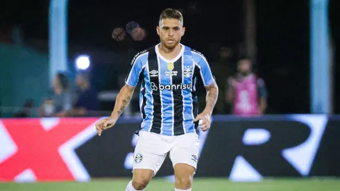 Gustavo Cuellar, jogador do Grêmio, durante partida contra o Monsoon pelo Campeonato Gaúcho 2025. Foto: Maxi Franzoi/AGIF