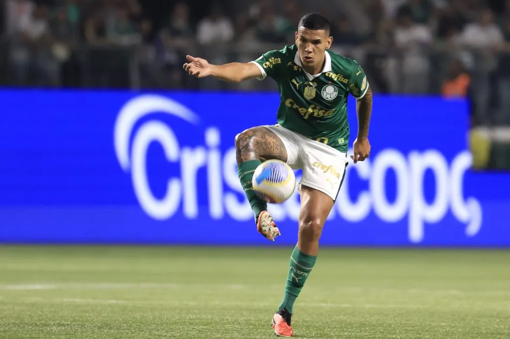 Naves jogador do Palmeiras durante partida contra o Vitoria na Arena Allianz Parque pelo campeonato Brasileiro A 2024. Foto: Marcello Zambrana/AGIF