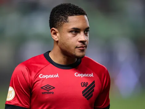 Novidade sobre Vitor Roque ferve tudo no Athletico-PR