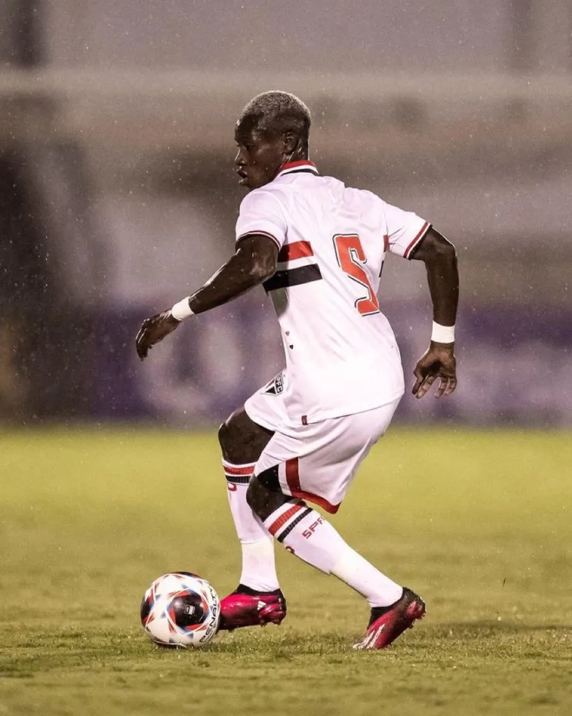Iba Ly está voltando – Foto: São Paulo FC.