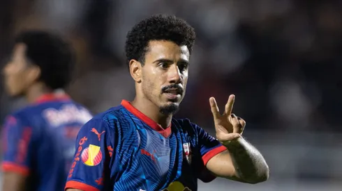 Lucas Evangelista interessa ao Palmeiras.