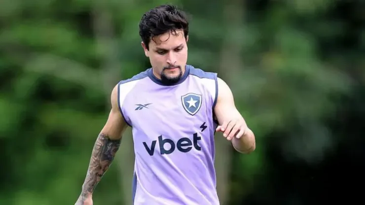 Artur treinando no Botafogo - Foto: Reprodução/Vitor Silva/Botafogo