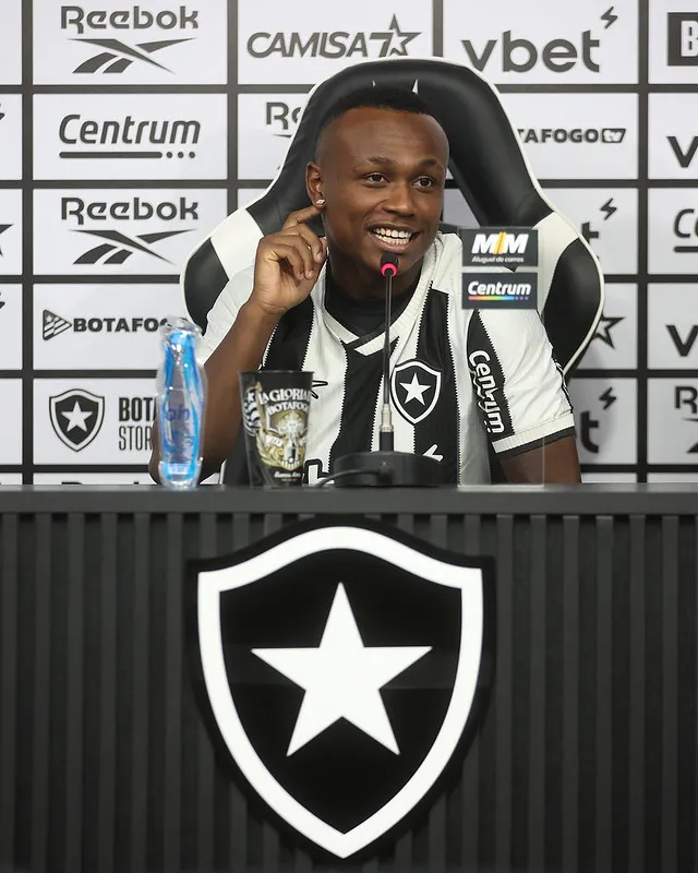 Apresentação Nathan Fernandes Vitor Silva/Botafogo.