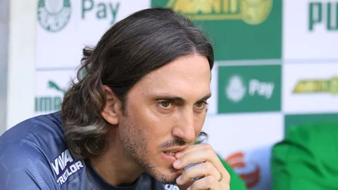 Zubeldía está pressionado no São Paulo.