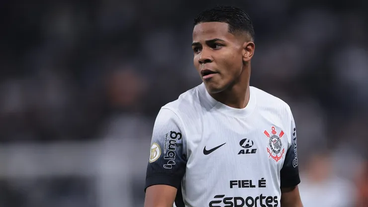 Wesley jogador do Corinthians durante partida contra o Gremio no estadio Arena Corinthians pelo campeonato Brasileiro A 2024.