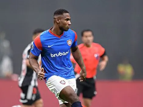 Grêmio muda foco no mercado após situação de Romaña