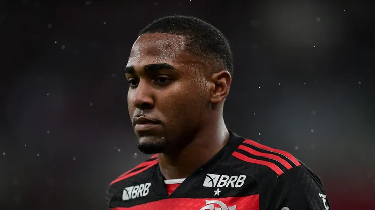 RJ - RIO DE JANEIRO - 25/08/2024 - BRASILEIRO A 2024, FLAMENGO X BRAGANTINO - Lorran jogador do Flamengo durante partida contra o Bragantino no estadio Maracana pelo campeonato Brasileiro A 2024. Foto: Thiago Ribeiro/AGIF