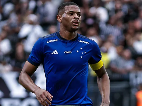 Pedrão, emprestado pelo Cruzeiro, se destaca no Avaí e celebra momento