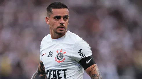 Fagner em partida pelo Corinthians. Foto: Ettore Chiereguini/AGIF