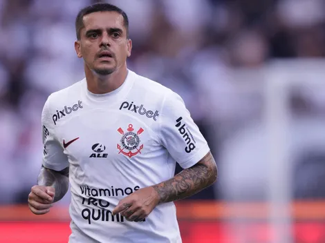 Fagner é pedido urgente de volta no Corinthians pela Fiel torcida
