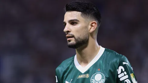 Flaco López sofreu uma forte entrada em São Bernardo x Palmeiras. Foto: Marcello Zambrana/AGIF