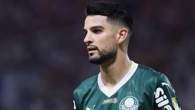 Flaco López sofreu uma forte entrada em São Bernardo x Palmeiras. Foto: Marcello Zambrana/AGIF
