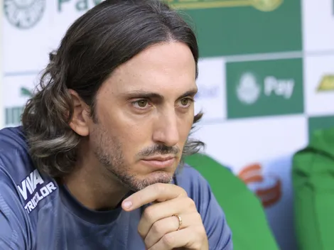 Zubeldía vê torcida fazer coro por substituto de Pablo Maia no São Paulo