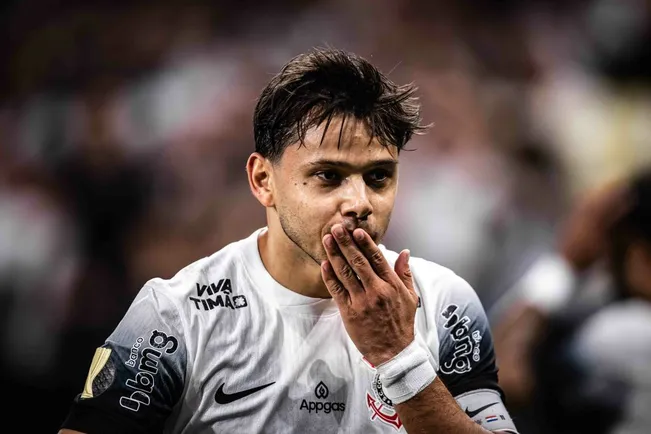 Romero comemorando gol durante partida contra o Mirassol no Campeonato Paulista de 2025. Foto: Leonardo Lima/AGIF