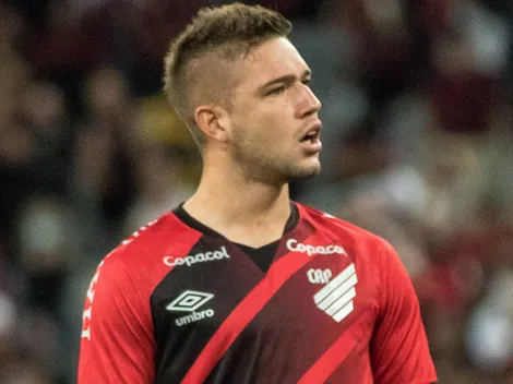 Bissoli tem desempenho impressionante na Tailândia e choca torcida do Athletico-PR