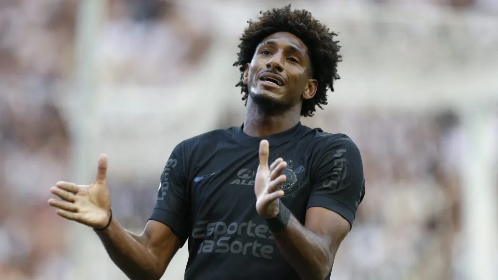 Talles Magno em partida pelo Corinthians. (Photo by Miguel Schincariol/Getty Images)