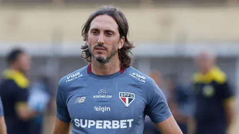 Zubeldía durante duelo entre São Paulo e São Bernardo, pelo Campeonato Paulista. Foto: Rubens Chiri / São Paulo FC