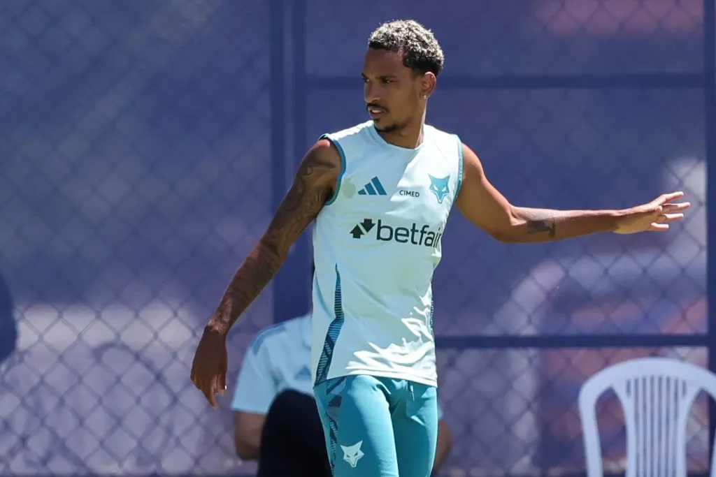 MG – BELO HORIZONTE – 27/02/2025 – CRUZEIRO, TREINO – Matheus Pereira jogador do Cruzeiro durante treino no Centro de Treinamento CT Toca II. Foto: Gilson Lobo/AGIF