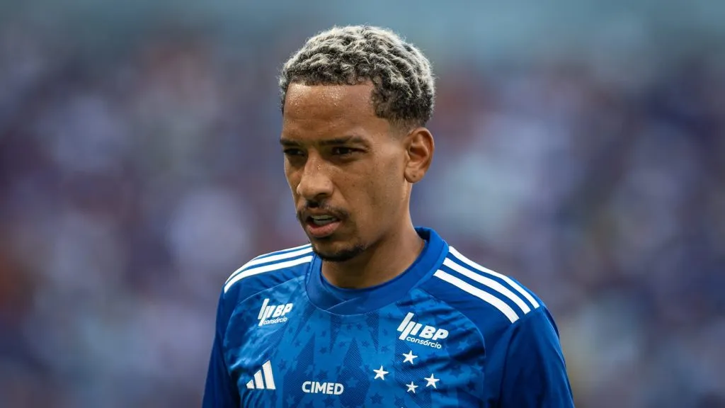 Matheus Pereira em partida pelo Cruzeiro. Foto: Alessandra Torres/AGIF
