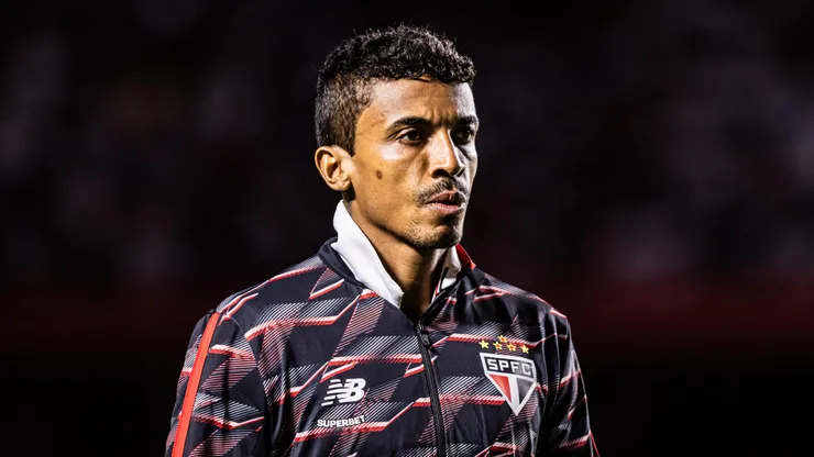 Luiz Gustavo teve a situação atualizada no São Paulo.