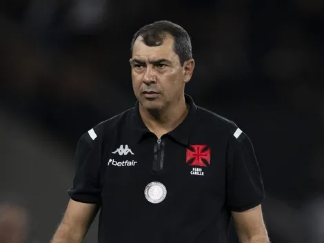 Fábio Carille 'saca' meia do Vasco na Copa do Brasil