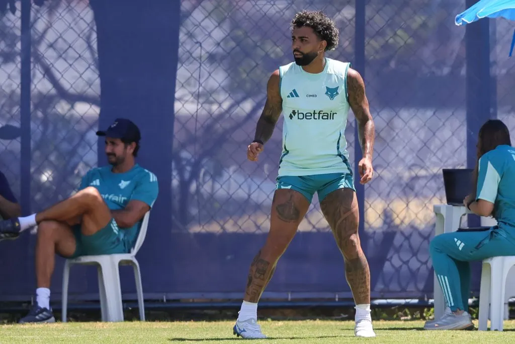 MG – BELO HORIZONTE – 27/02/2025 – CRUZEIRO, TREINO – Gabriel Barbosa o Gabigol jogador do Cruzeiro durante treino no Centro de Treinamento CT Toca II. Foto: Gilson Lobo/AGIF