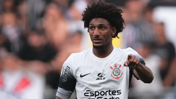 Talles Magno em partida pelo Corinthians. Foto: Ettore Chiereguini/AGIF