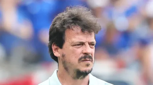 Diniz foi demitido do Cruzeiro.