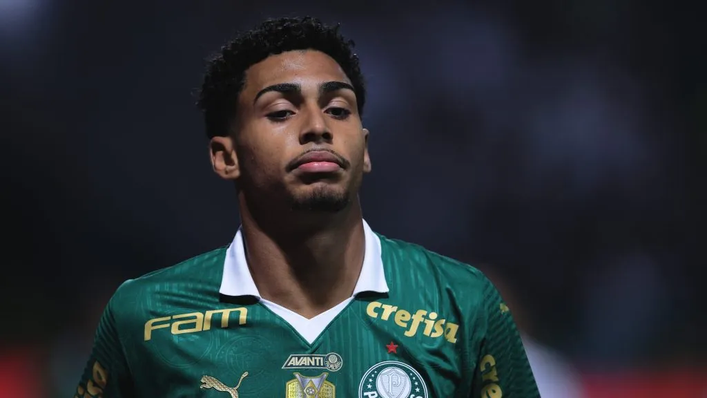 Luighi jogador do Palmeiras durante partida contra o Atletico-GO no estadio Arena Allianz Parque pelo campeonato Brasileiro A 2024. Foto: Ettore Chiereguini/AGIF