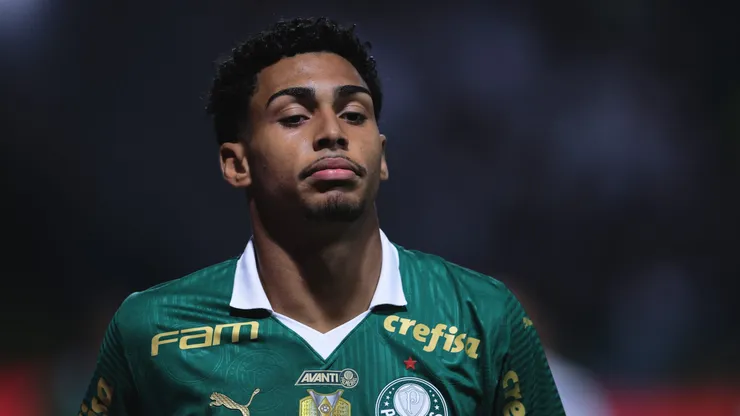 Luighi jogador do Palmeiras durante partida contra o Atletico-GO no estadio Arena Allianz Parque pelo campeonato Brasileiro A 2024. Foto: Ettore Chiereguini/AGIF