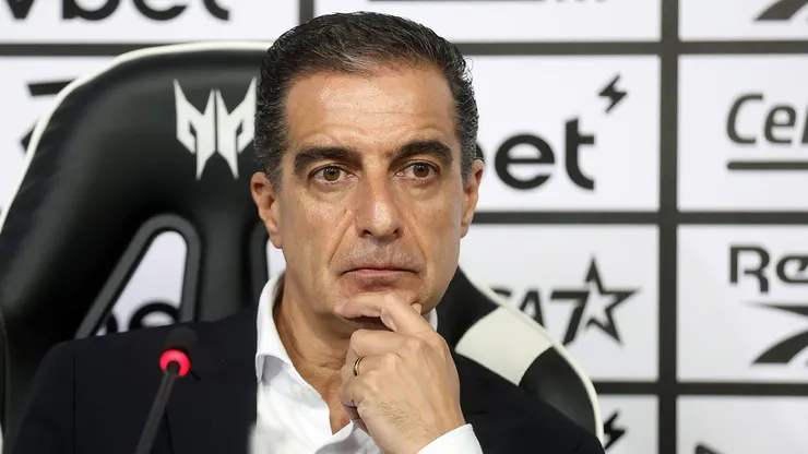 Apresentacao de Renato Paiva, novo treinador do Botafogo no Estadio Nilton Santos. 13 de Janeiro de 2025, Rio de Janeiro, RJ, Brasil. Foto: Vitor Silva/Botafogo.